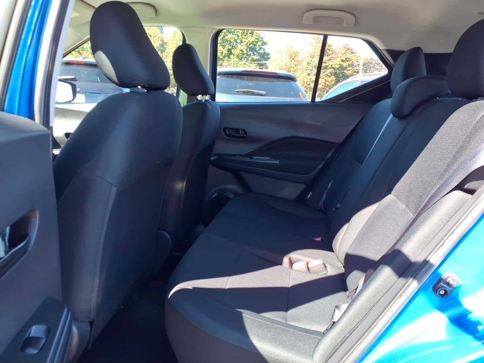 Used 2023 Nissan Kicks S FWD image 13