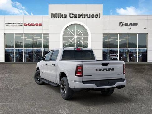 New 2026 RAM 1500 Big Horn AWD/4WD image 4