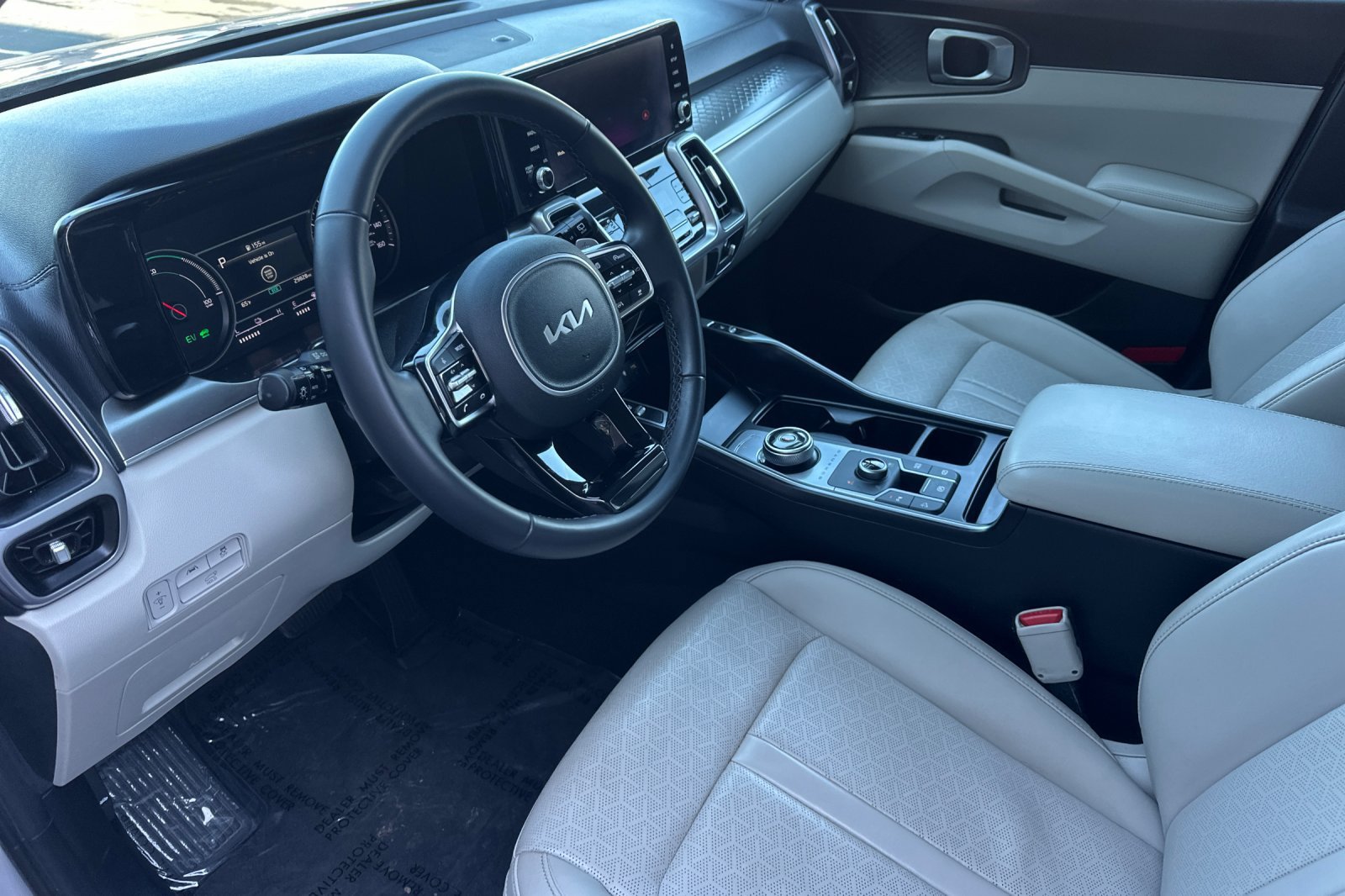 Certified 2023 Kia Sorento EX AWD/4WD image 12