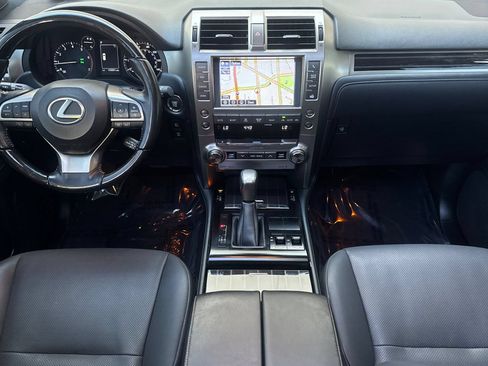 Used 2021 Lexus GX 460 Premium w/ Accessory Package AWD/4WD image 13