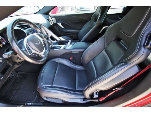 Used 2019 Chevrolet Corvette Stingray Coupe w/ Carbon Flash Badge Package RWD image 7