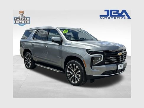 Used 2026 Chevrolet Tahoe High Country w/ Sun And Tow Package AWD/4WD image 1