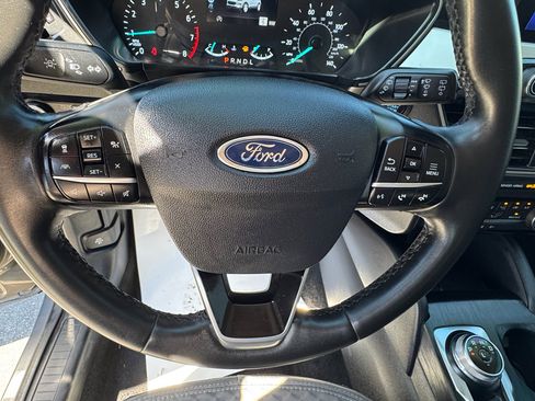 Used 2022 Ford Escape SE w/ Convenience Package image 20