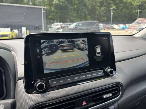 Used 2023 Hyundai Kona Limited AWD/4WD image 21