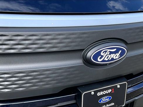 Used 2024 Ford F150 Lightning XLT image 34