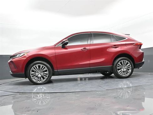 Certified 2024 Toyota Venza Limited AWD/4WD image 31