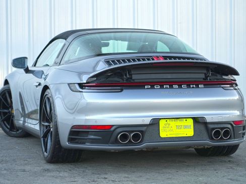 Used 2021 Porsche 911 Targa 4S image 6
