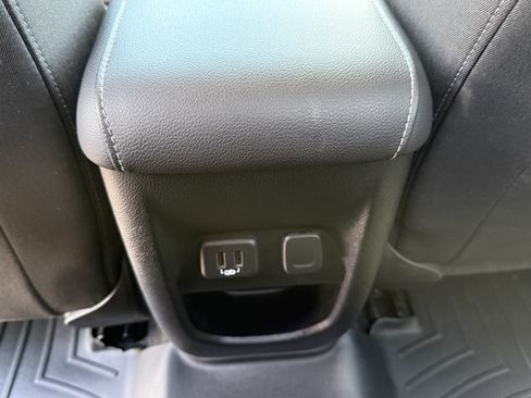 Used 2021 Chevrolet Colorado LT w/ Fleet Safety Package RWD image 17