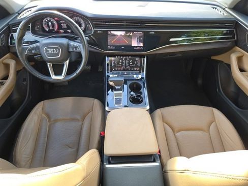 Used 2019 Audi Q8 Premium Plus AWD/4WD image 11