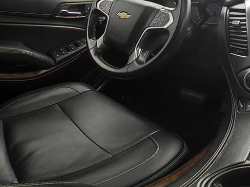 Used 2016 Chevrolet Suburban LT AWD/4WD image 29
