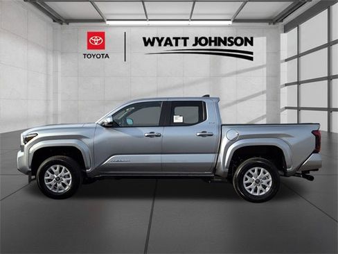 New 2026 Toyota Tacoma SR5 image 2