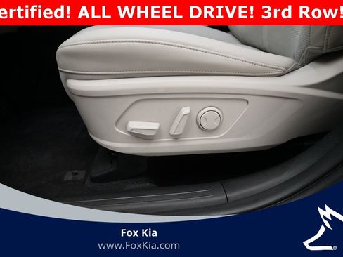 Certified 2024 Kia Sorento S w/ Panoramic Sunroof Package image 29