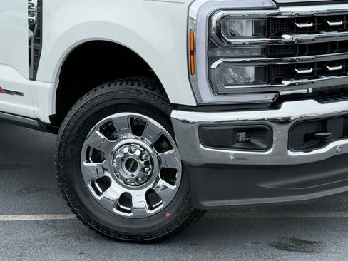 New 2026 Ford F250 Lariat w/ Lariat Ultimate Package image 4