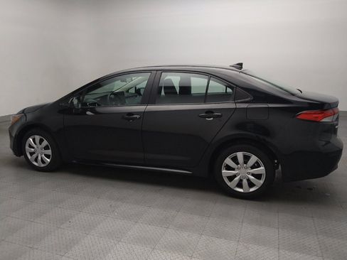 Used 2024 Toyota Corolla LE image 3