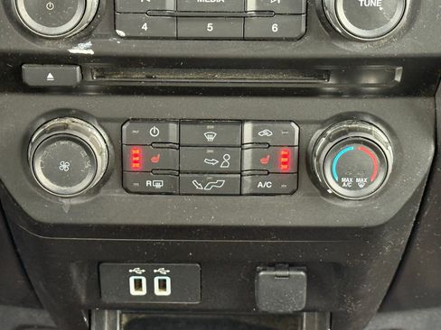 Used 2017 Ford F150 XLT w/ Equipment Group 302A Luxury image 22