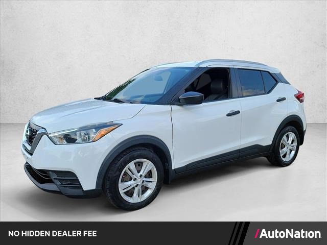 Used 2019 Nissan Kicks S FWD image 1