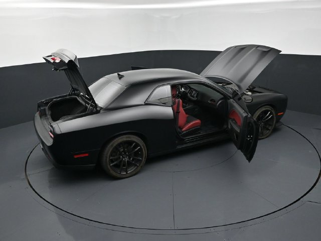 Used 2023 Dodge Challenger SRT Hellcat RWD image 30