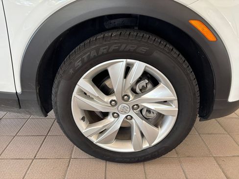 Used 2025 Buick Encore GX Preferred FWD image 25