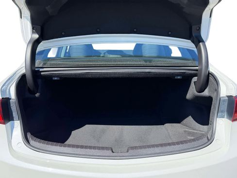 Used 2020 Acura TLX FWD image 9