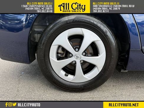 Used 2012 Toyota Prius Three FWD image 14