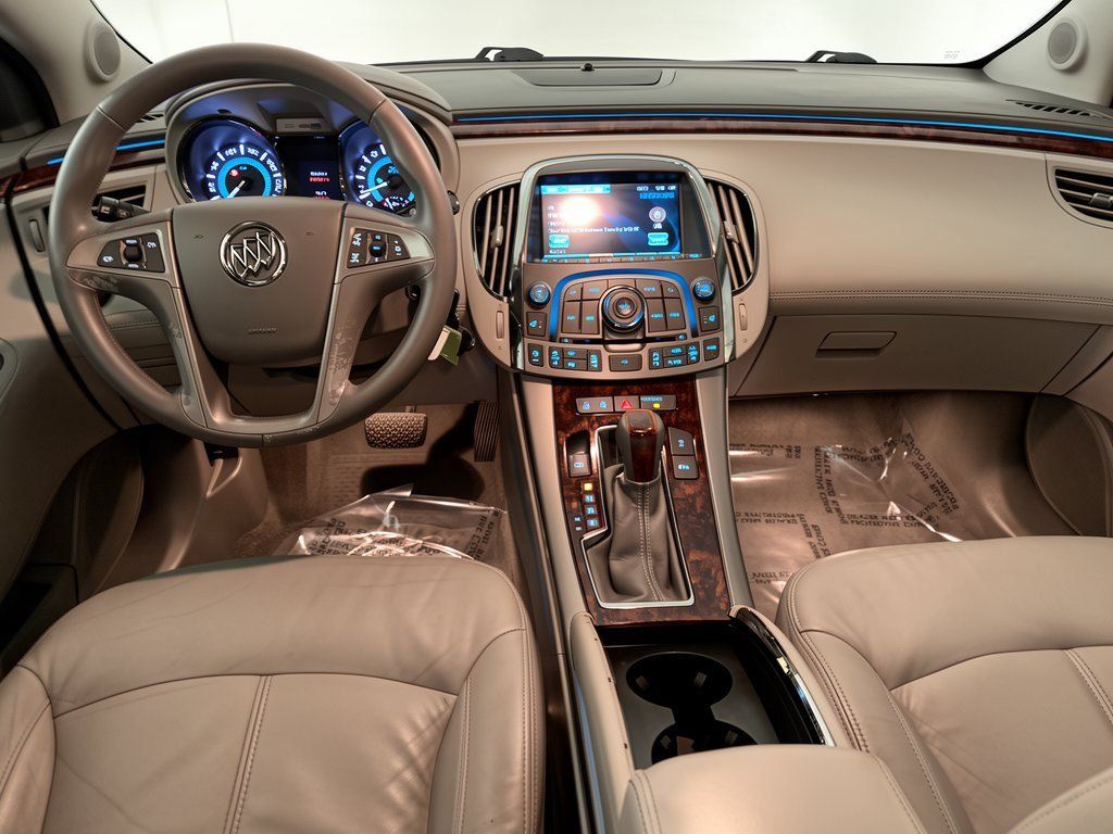 Used 2013 Buick LaCrosse Leather FWD image 17