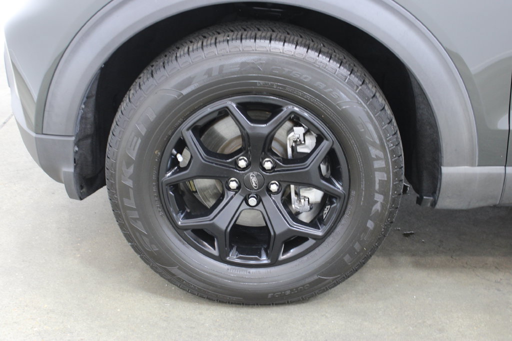 Used 2022 Ford Explorer Timberline w/ Timberline Technology Package AWD/4WD image 30