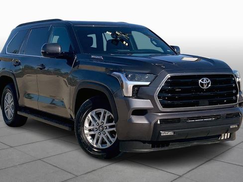 Certified 2025 Toyota Sequoia SR5 image 2