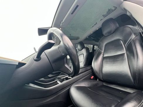 Used 2018 Tesla Model 3 Long Range RWD image 14