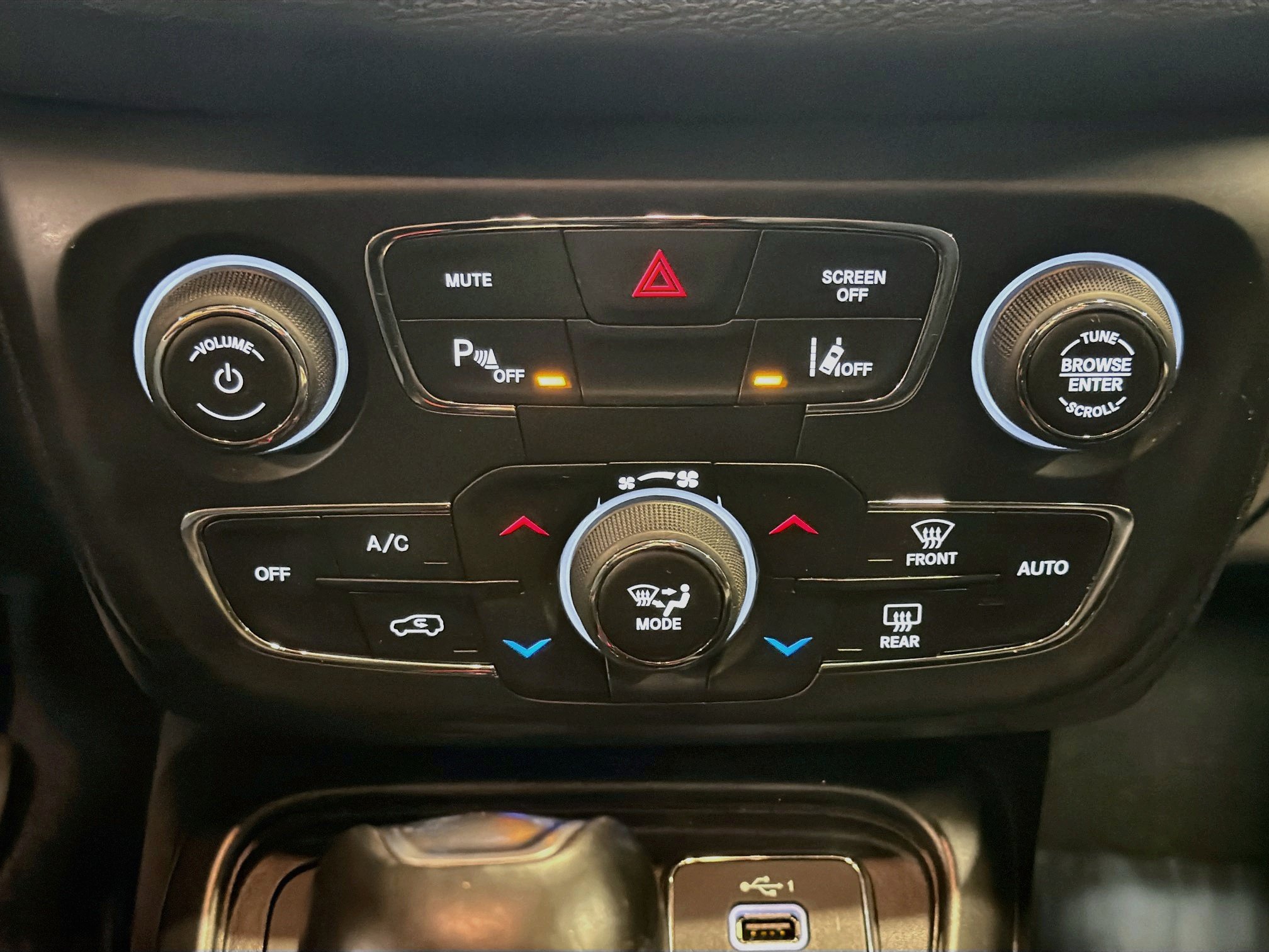 Used 2021 Jeep Compass Trailhawk AWD/4WD image 23