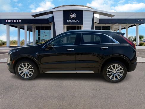 Used 2023 Cadillac XT4 Premium Luxury image 6