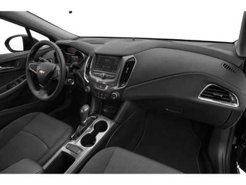 Used 2019 Chevrolet Cruze LT w/ Convenience Package FWD image 17