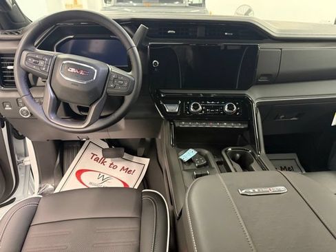 New 2026 GMC Sierra 2500 AT4X w/ LPO, Black Badging Package AWD/4WD image 15