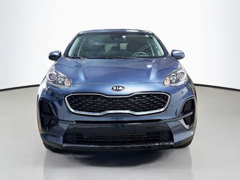 Used 2022 Kia Sportage LX image 3