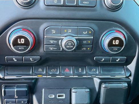 Used 2021 Chevrolet Silverado 1500 RST w/ Texas Edition Plus AWD/4WD image 16