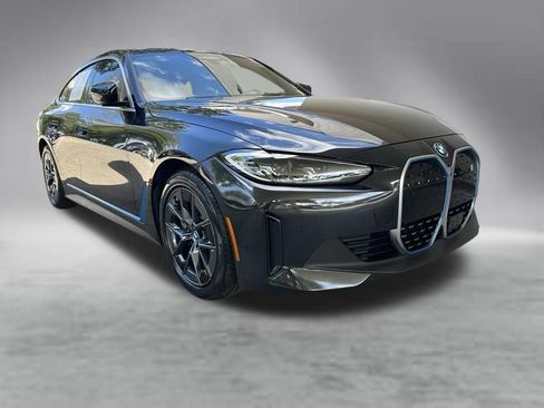 Used 2024 BMW i4 eDrive40 w/ Premium Package RWD image 2