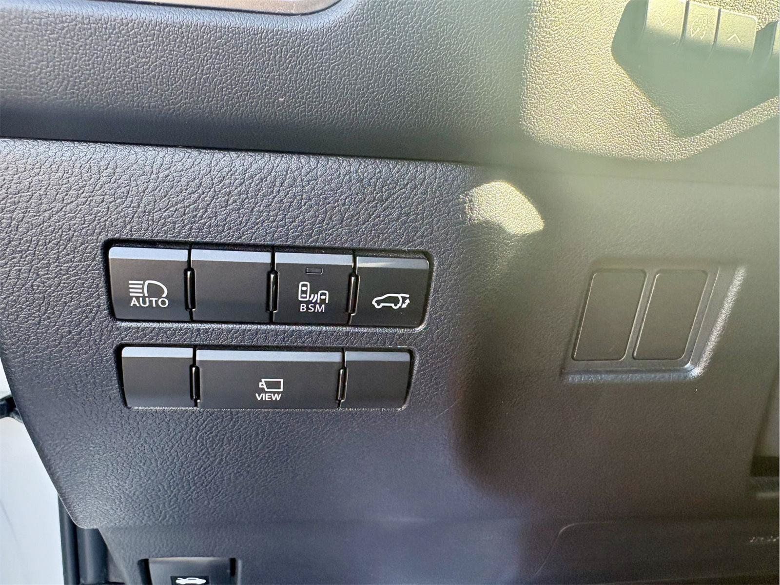 Used 2020 Lexus NX 300 FWD w/ Premium Package image 15