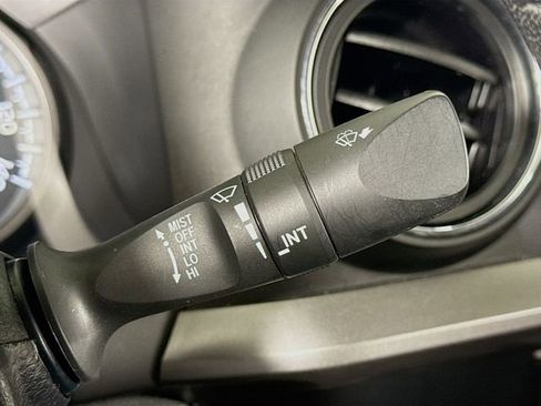 Certified 2019 Toyota Tacoma SR5 image 15