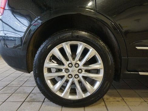 Used 2019 Cadillac XT5 Platinum image 32