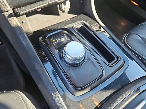 Used 2023 Chrysler 300 S image 16