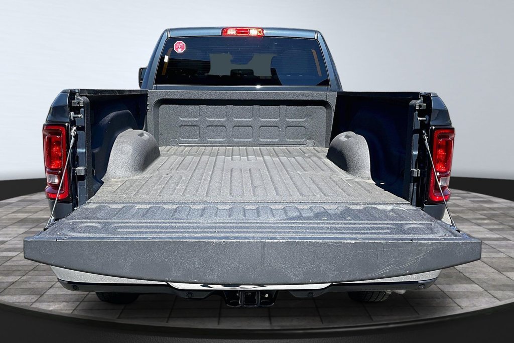 Certified 2025 RAM 2500 Big Horn AWD/4WD image 25