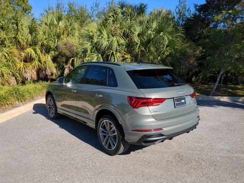 Certified 2025 Audi Q3 2.0T Premium w/ Convenience Package image 8