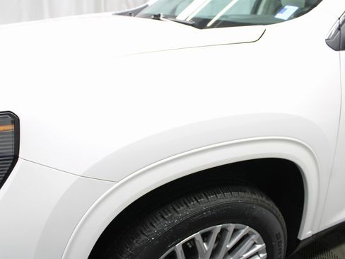 Used 2024 GMC Acadia Denali image 49