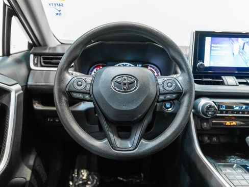 Certified 2025 Toyota RAV4 XLE AWD/4WD image 16