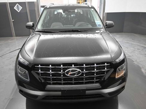 New 2026 Hyundai Venue SEL FWD image 3