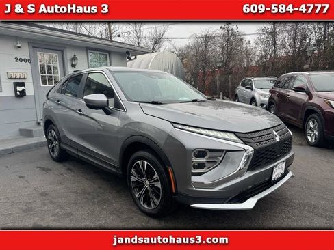 Used 2022 Mitsubishi Eclipse Cross SE image 1