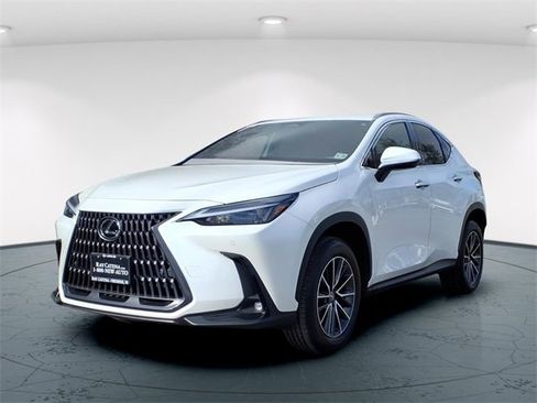 Used 2025 Lexus NX 350 AWD image 3