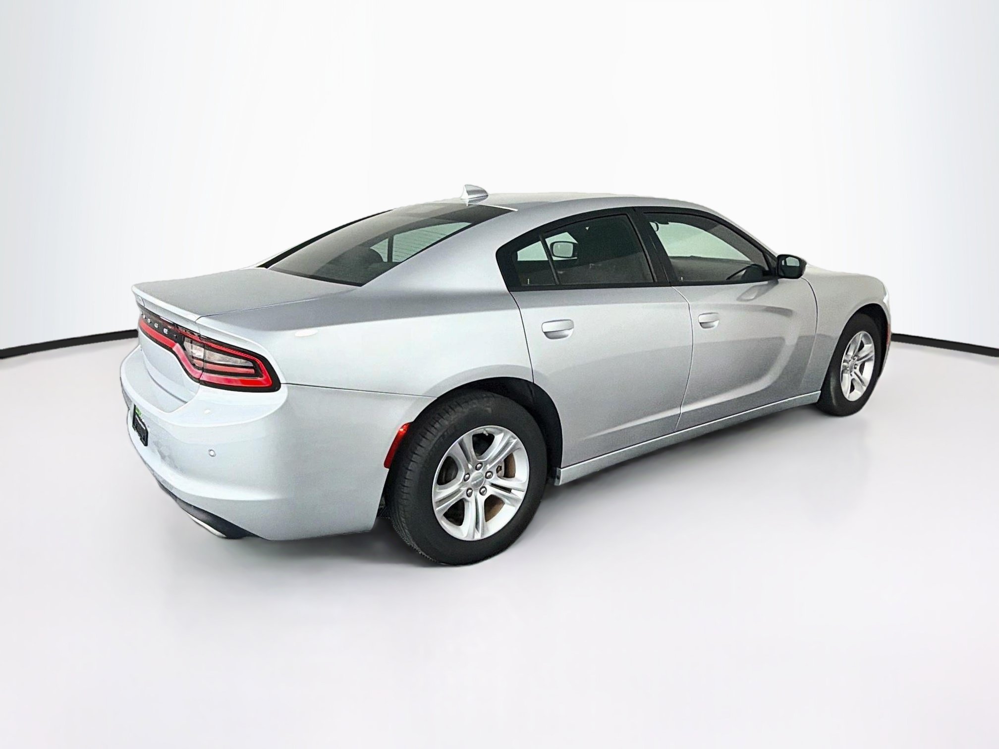 Used 2023 Dodge Charger SXT RWD image 9