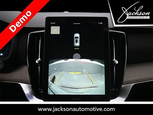 New 2025 Volvo XC90 B6 Core w/ Protection Package image 12