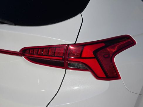 Certified 2023 Hyundai Santa Fe Calligraphy image 6