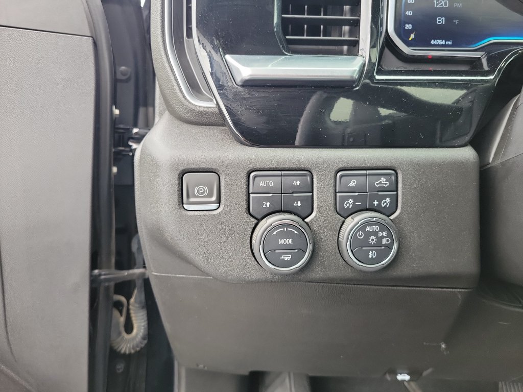 Used 2022 Chevrolet Silverado 1500 LTZ w/ LTZ Convenience Package II AWD/4WD image 22